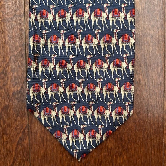 Awesome Camel Tie, 100% Silk and Made in Italy, Blue and Red, Beaufort Tie Rack - Picture 5 of 9
